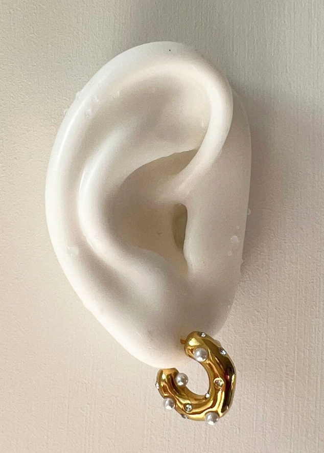 Pearly Hoops